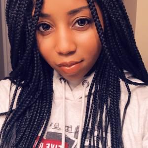 Meet your Posher, Amina